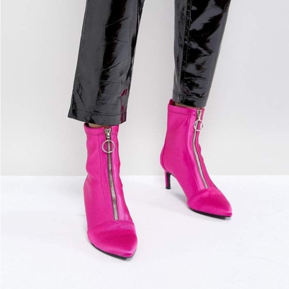 Stradivarius hot pink ankle boots zip front stiletto booties‎